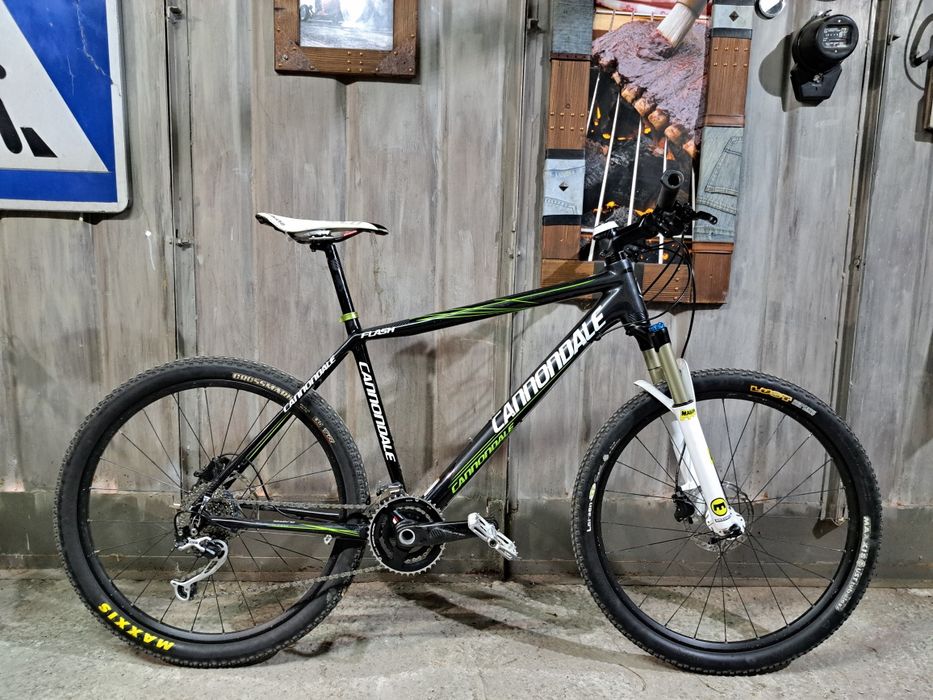 Карбоновий велосипед