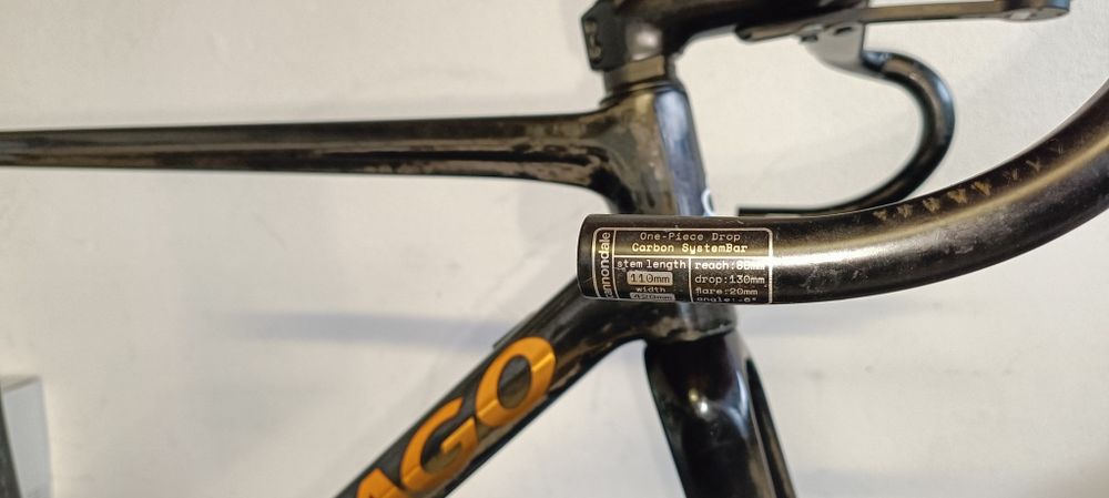 Quadro em carbono COLNAGO