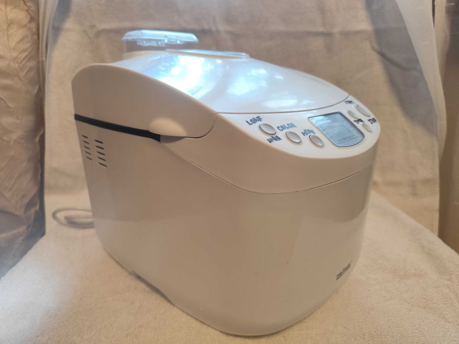 Wypiekacz do chleba Zelmer BM1000 (ZBM1000W)