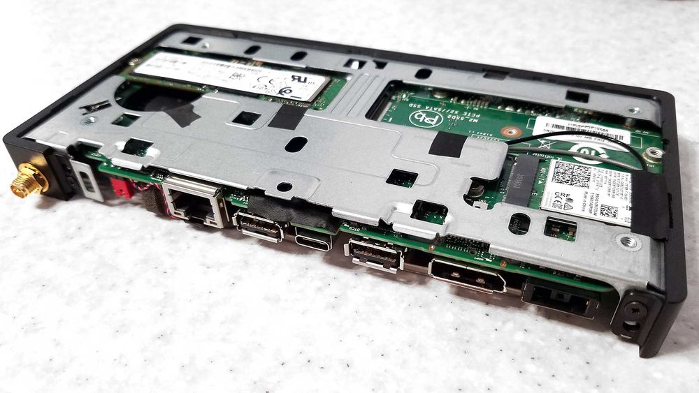 Неттоп Lenovo ThinkCentre M90n-1 Nano, i3-8145U/8GB/256GB/Wi-Fi+BT