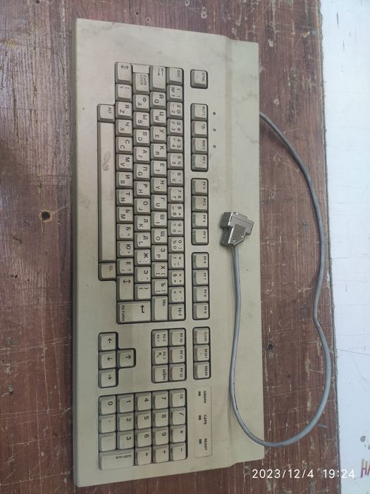 Клавіатура robotron k7672.04