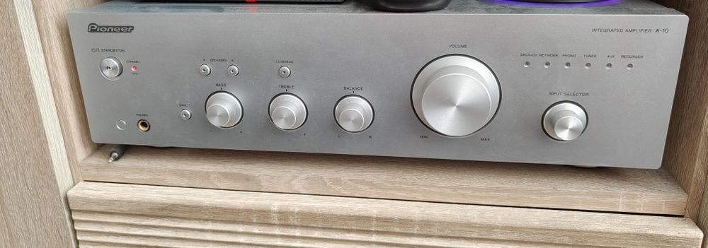 Pioneer A-10AE Silver Zintegrowany wzmacniacz