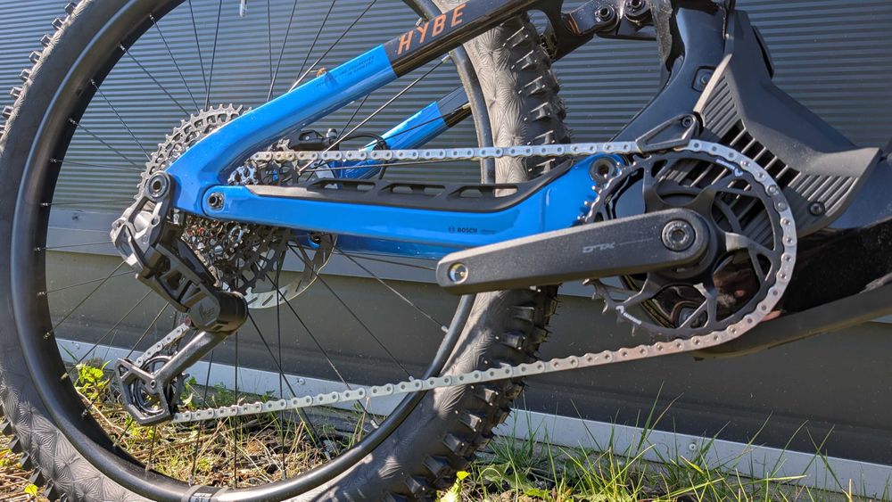 87 Rower elektryczny Haibike Hybe CF 9 Rozmiar M Bosch CX 120Nm 800Wh RockShox Zeeb Sram