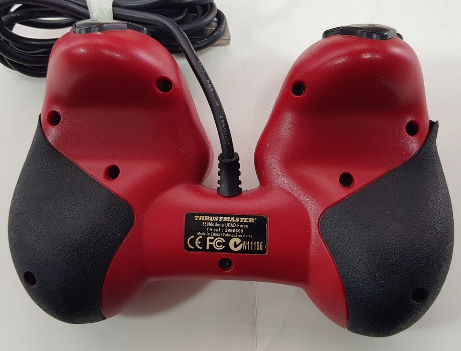 Джойстик Thrustmaster 360 Modena Upad Force PC Ferrari Racing