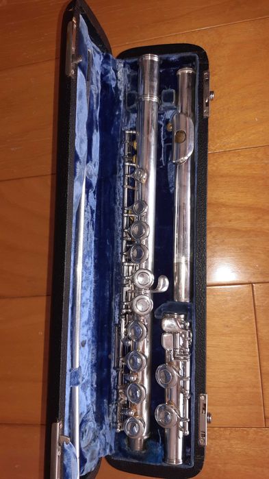 Flauta Transversal :  Yamaha YFL-261 S  Japan