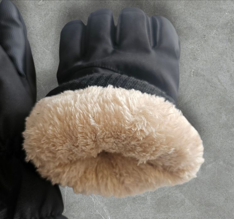 Zimowe rękawice ocieplane narciarskie męskie czarne r. OS