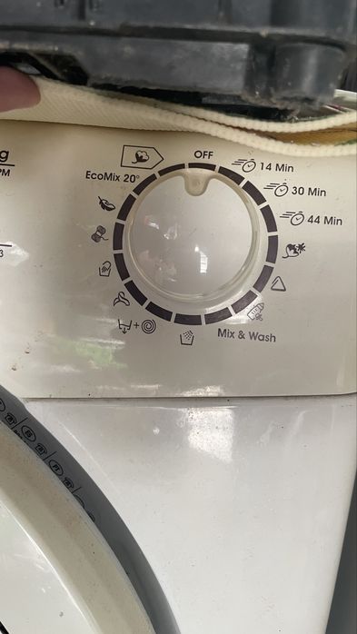 Máquina de Lavar Roupa Candy 8kg A+++ (Económica e Rápida)