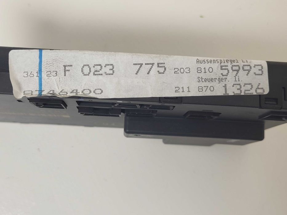 Módulo de comando da porta dianteira esquerda para Mercedes-Benz E