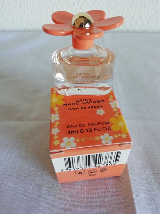 Miniatura do perfume Daisy Ever So Fresh de Marc Jacobs 4ml, Novo