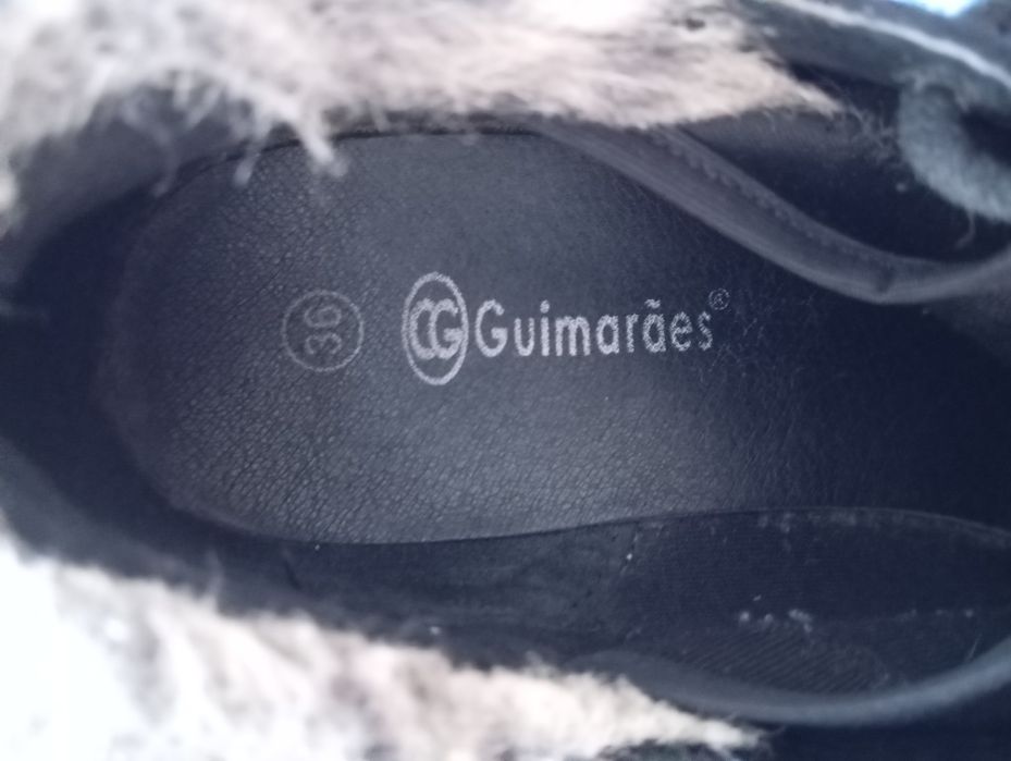 Tênis cunha Guimarães