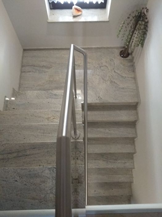 schody parapety marmur granit