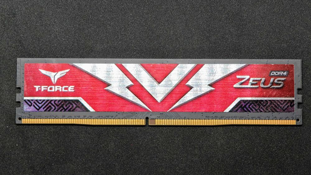 TeamGroup T-Force Zeus DDR4 8GB 3200MHz CL16 - testowana