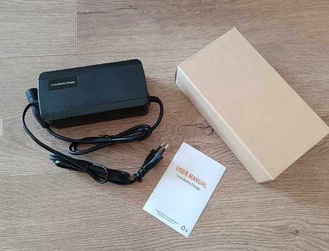 Ładowarka 4A 48V XLR