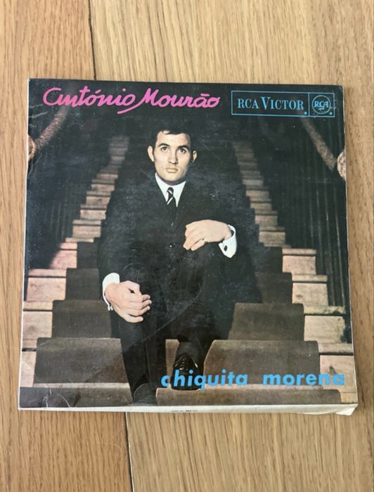 Vinis António Mourão Fadista