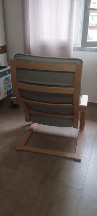 Cadeira baloiço IKEA