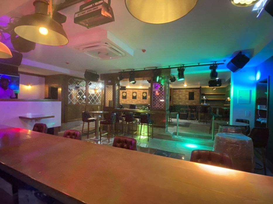 Mobiliario bares restaurante hotel