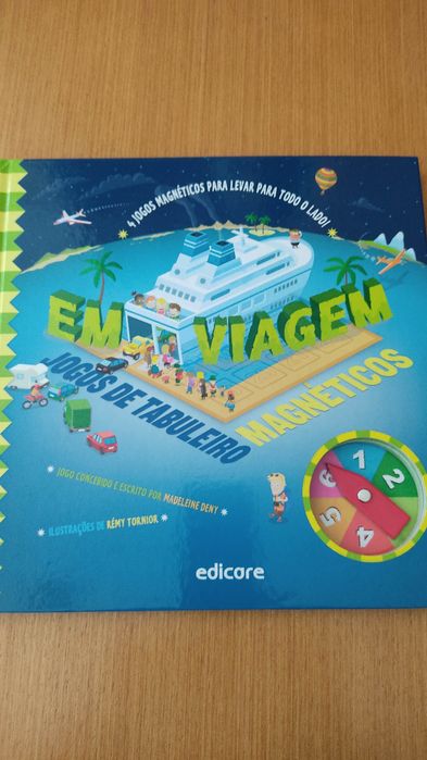 Jogos / livros divertidos de mesa
