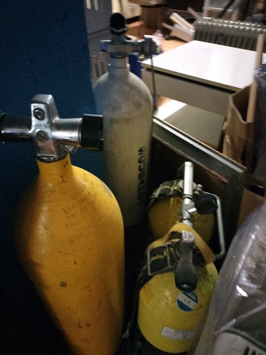 Conjunto de Garrafas de mergulho