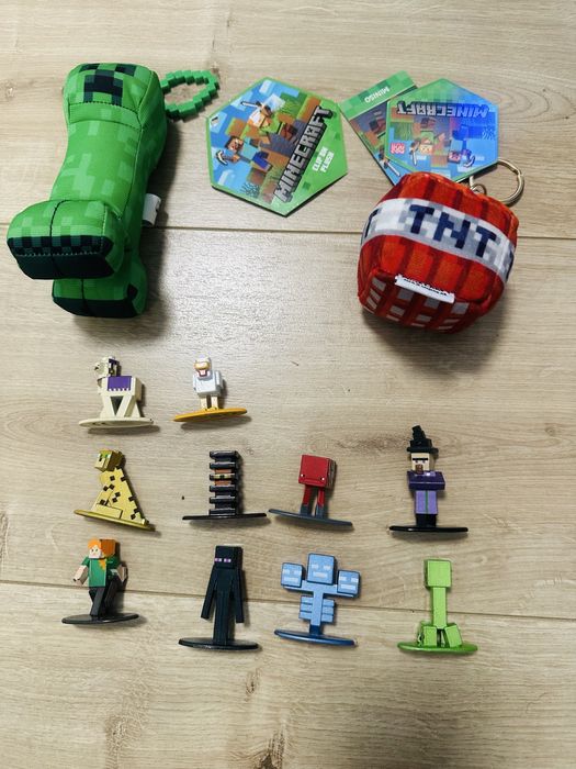 Figurki i breloczki Minecraft