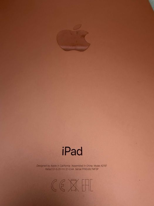 Apple iPad 10.2" (7 Gen) 128GB Wi-Fi A2197 2019 Gold (на запчастини)