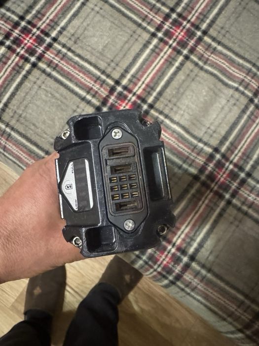 Акумулятор Shimano НЕСПРАВНИЙ