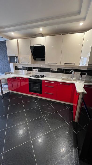 Продаж 2- кімнатної квартири по вулиці Кн. Ольги 4/9 ц, 62 м/кв, кімна