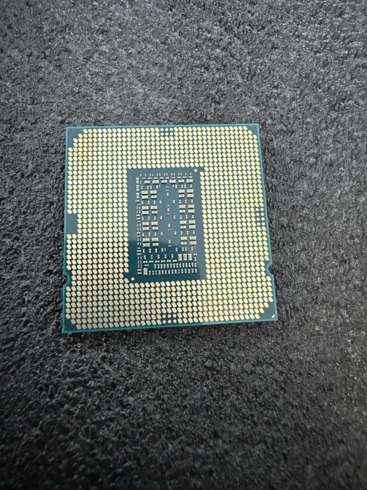 Processor: Intel core i9-11900