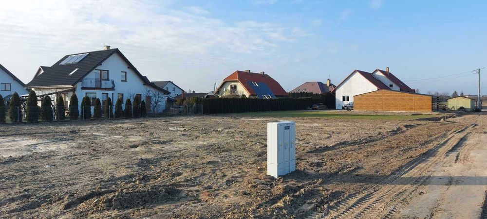 Działka budowlana na ul. Szpitalnej, 714m2 - uzbrojona. Badania gruntu