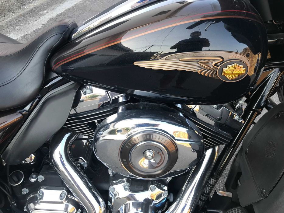 Harley-Davidson Electra Glide Ultra Limited Edição de 110º Aniversário de 2013 Bronze