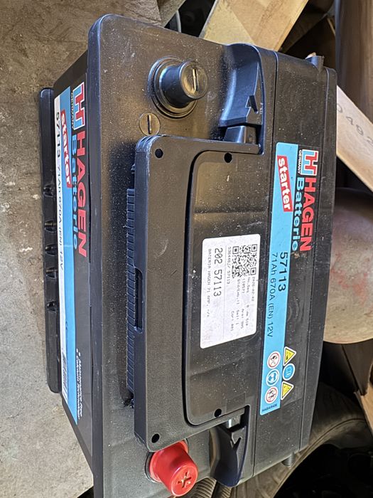Vendo bateria Nova 71Ah  670A 12V