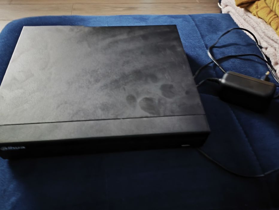 Rejestrator hybrydowy dahua XVR5108HS-X + dysk WD purple 2tb