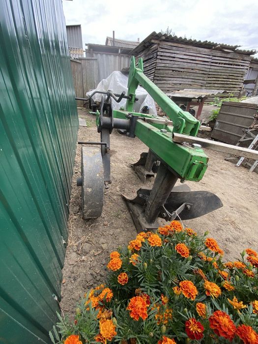 Плуг (Бомет) двох корпусний для міні трактора