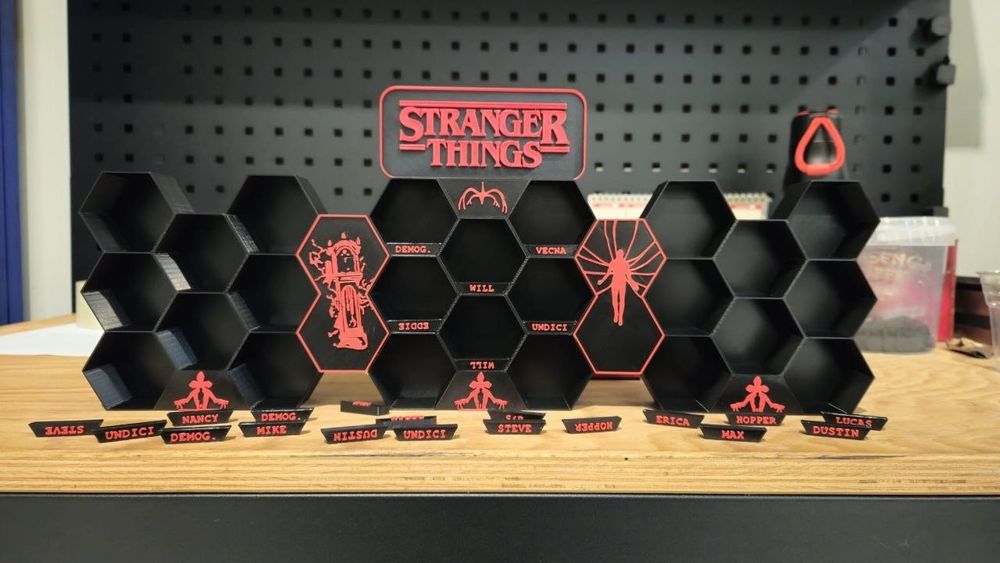 Expositor suporte Stranger Things Funko Pop Kinder Joy