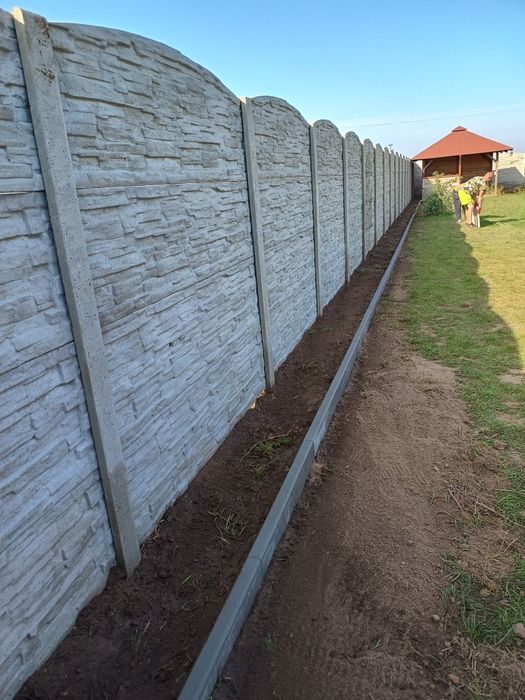 Montaż ,malowanie  ogrodzeń betonowych