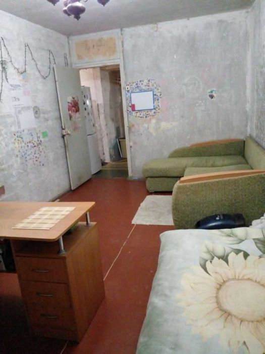 продам 1 к. із. квартиру покращеного планування метро Холодна Гора