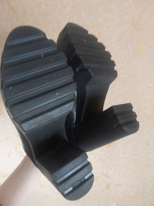 Обмін взуття 38,39р. Майже нові