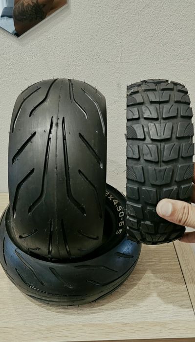Peneus para trotinete elétrica  novos