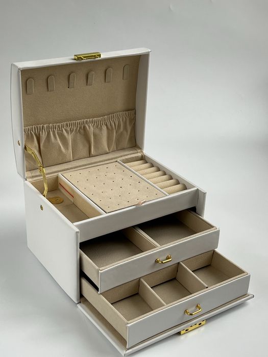 Шкатулка для прикрас на ключику (3 яруси) / Органайзер Біла Еко-шкіра