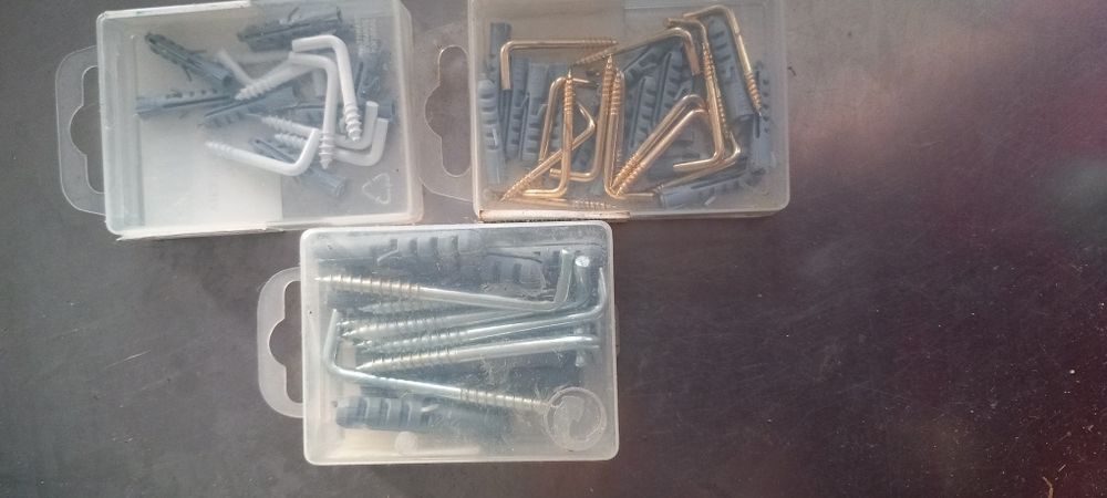 Parafusos,  camarões...