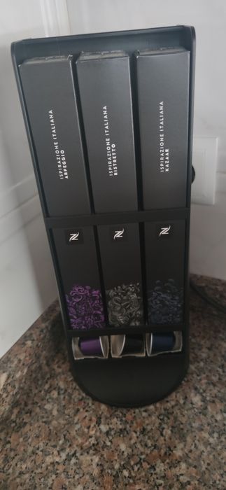 Máquina de café Nespresso gran latissima
