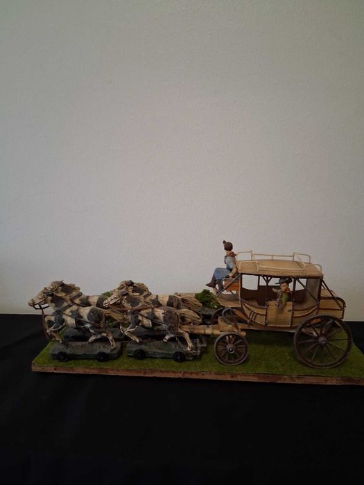 Coleção Figuras Miniaturas índios e cowboys + Carruagens Antigas