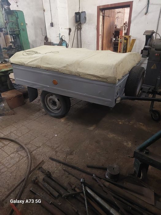 Продам прицеп 1992 р в хорошому стані