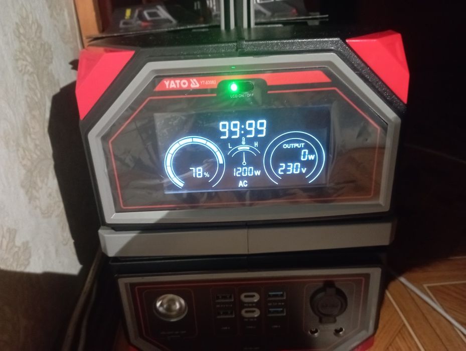 Портативна зарядна електростанція