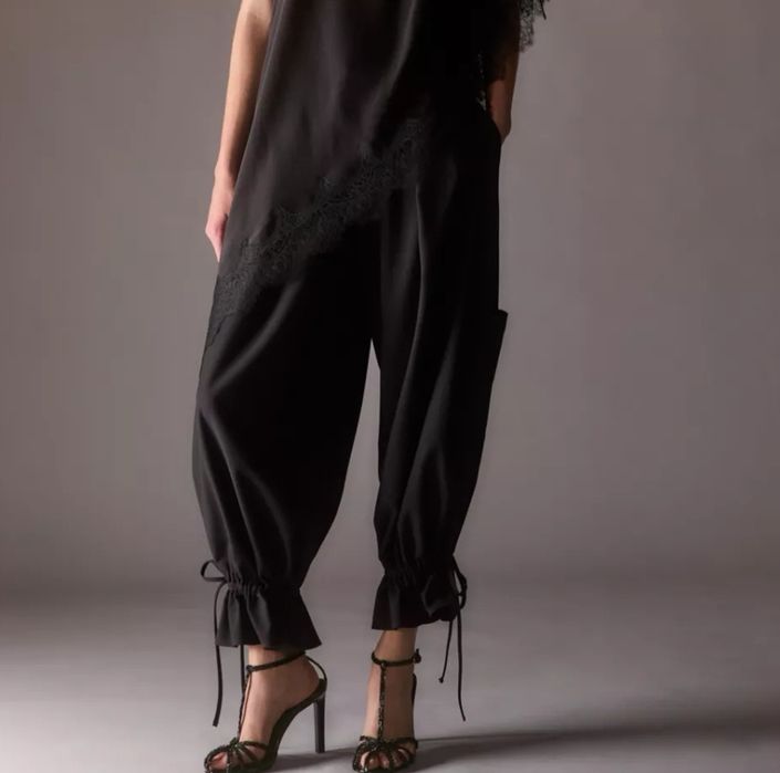 Zara Spodnie Damskie m/l szerokie nogawki wiązanie