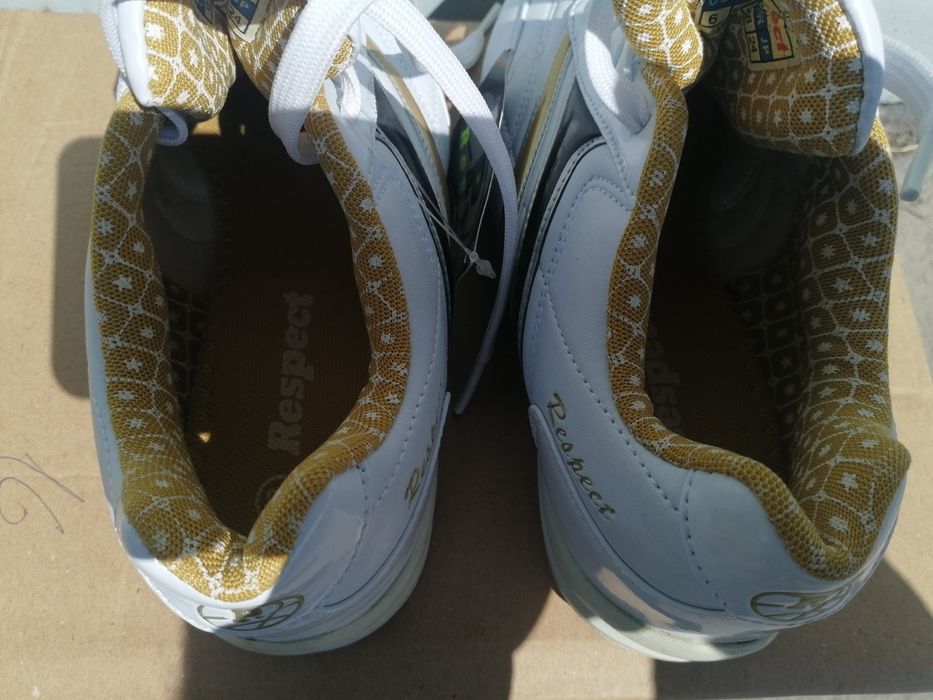 Кожаные красовки Respect новые