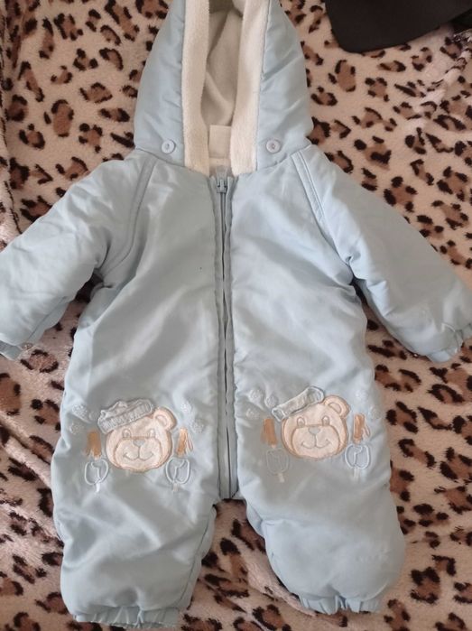 Комбинезон весенний