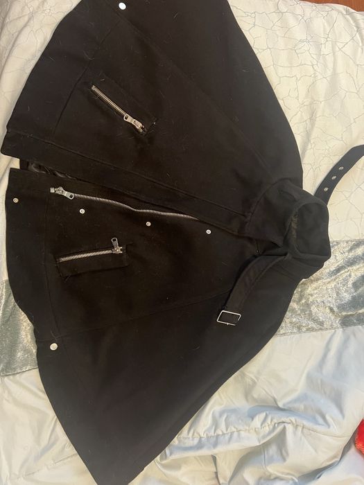 Vende-se poncho stradivarius Tam M