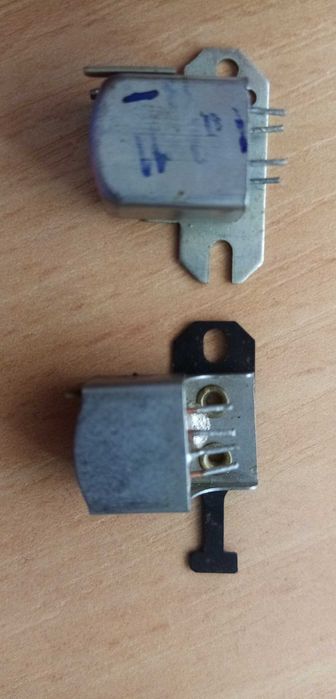Dwie głowice magnetofonowe