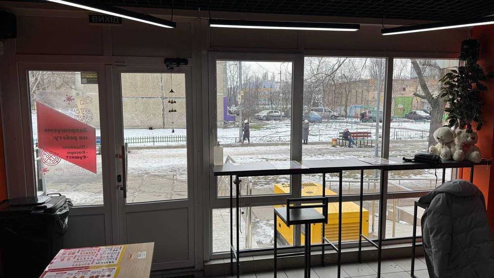 Піцерія/суші бар на Воскресенці - Чистий прибуток 68 000 грн/міс