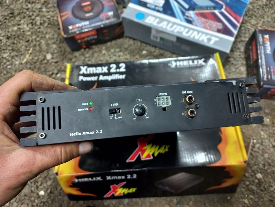 Підсилювач Helix XMAX 2.2 усілітель
Helix X-MAX 2.2 - 2-х канальный ус